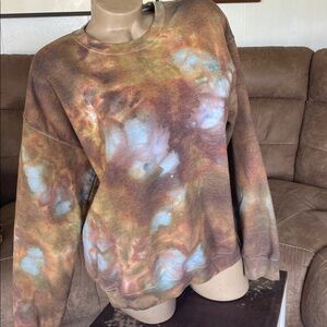 Gildan tye dye crewneck sweatshirt sz Med